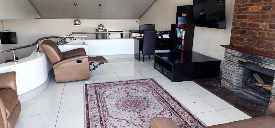 To Let 2 Bedroom Property for Rent in Newfields Western Cape